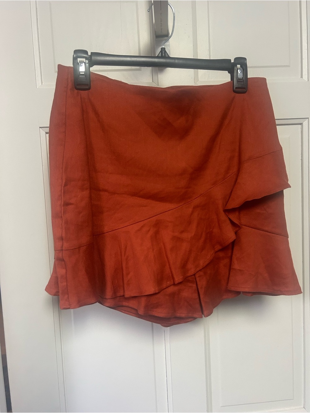 Express Rust Ruffle Wrap Mini Skort - Picture 2 of 3